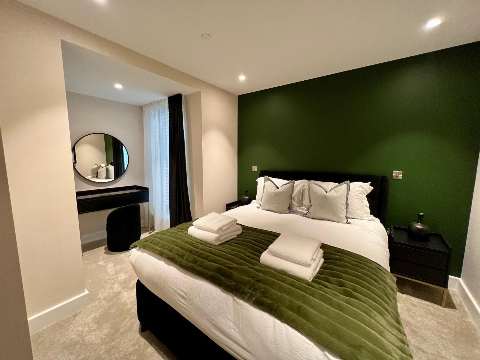 The Midnight Garden Escape At Ryedale House Apartment York Exterior photo